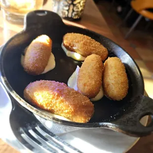 Croquetas De Jamon Y Pollo