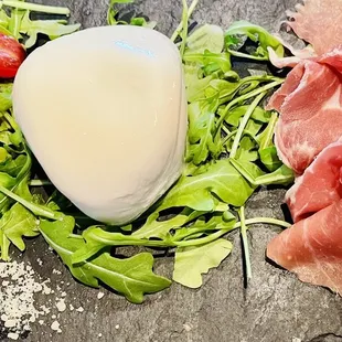 the ingredients of a salad