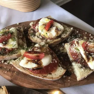 Bruschetta Napoli