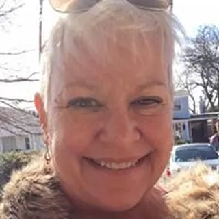 Cindi L.