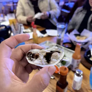 Dozen oyster tray