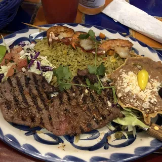 Carne Asada y Camarones