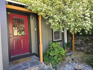 Doublejack Guesthouse