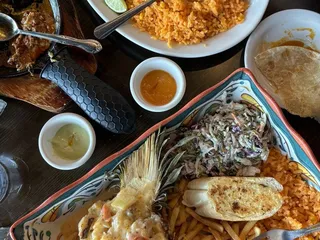 Kairos Restaurant and Bar