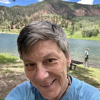 Beth W.