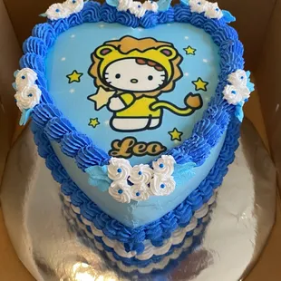 Hello kitty heart cake