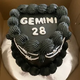 Gemini heart cake