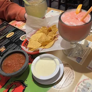 mexican food and drinks