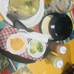 Caldo de Pollo