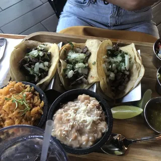 3 Tacos De Carne Asada