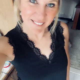 T M.