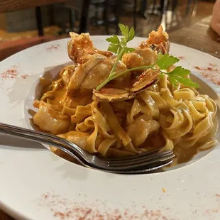 Tagliatelle with lobster and shrimp