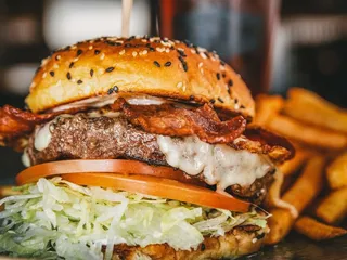 Septembers Taproom and Eatery