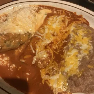 1 Chile Relleno, Enchilada De Queso Y Frijoles