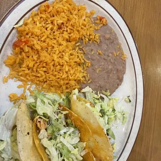 3 Tacos De Pollo O Res, Arroz Y Frijoles