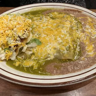 3. 2 Enchiladas de Queso con Taco, Frijoles y Arroz