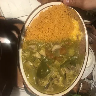 7. Puerco En Chile Verde