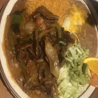 18. Bistec Ranchero con Arroz,