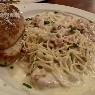 Shrimp carbonara special.