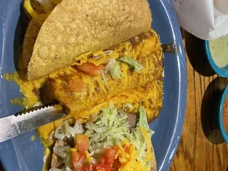 Esteban's Cafe y Cantina