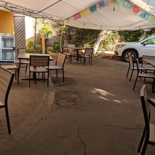 Outside back seating