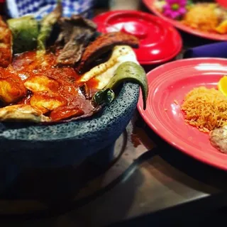 Molcajete Mixto