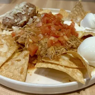 Chicken Nachos minus guac and jalapeños