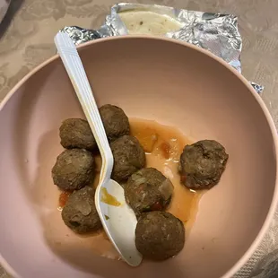 Albondiga soup