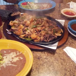 Fajitas Trio por Dos!