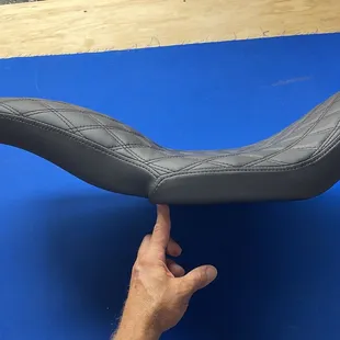 Custom made motorcycle seats &quot;