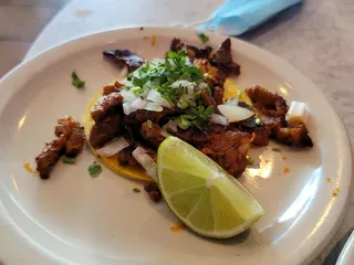 Taqueria La Familia Mexican Restaurant