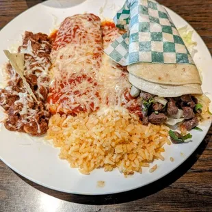 a plate of mexican food