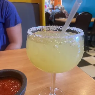 a margarita in a glass
