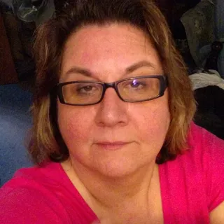 Lynn R.