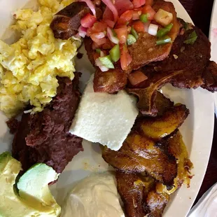 Desayuno con Carne Breakfast with Meat