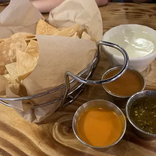 Chips & Queso