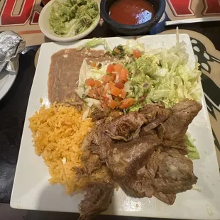 Carnitas, guacamole