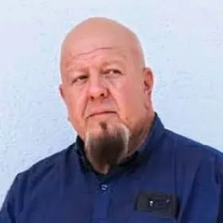 Rafael S.