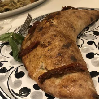 CALZONE