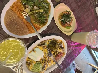 Los Amigos