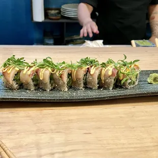 Pacifico roll