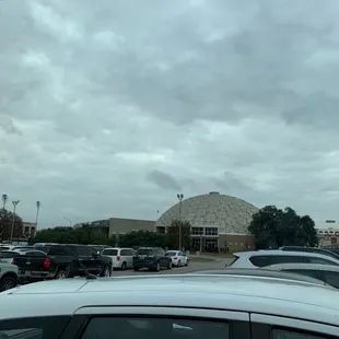 Parking lot is full, gotta get here early!