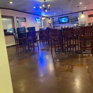 Dining room.