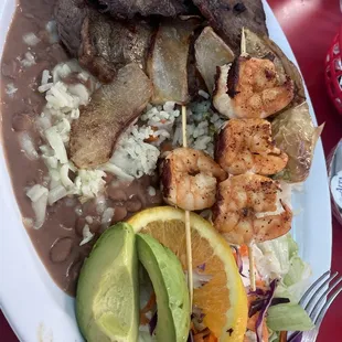 Mar y Tierra .  Delicioso!