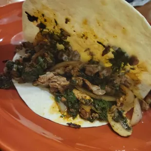 Steak, spinach and mushroom quesidilla