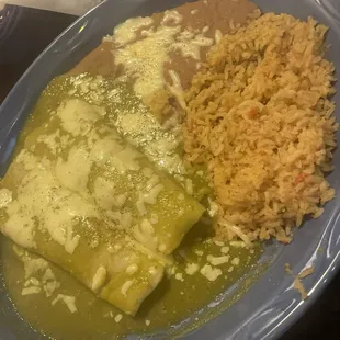 Beef enchiladas with tomatillo sauce were So Good! You have to asked for tomatillo or it will come with the red sauce.