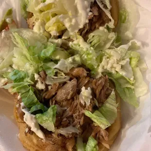 Sope carnitas.