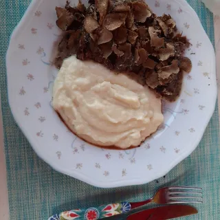 Filetto al Tartufo con Puree di Patate