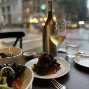Skirt Steak with Romesco and Onion Mermelada