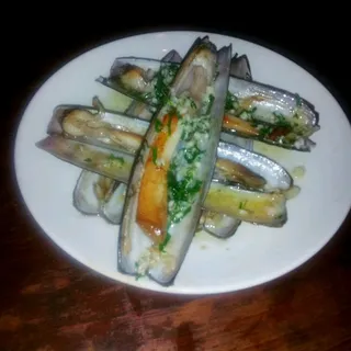 Razor Clams a la Plancha